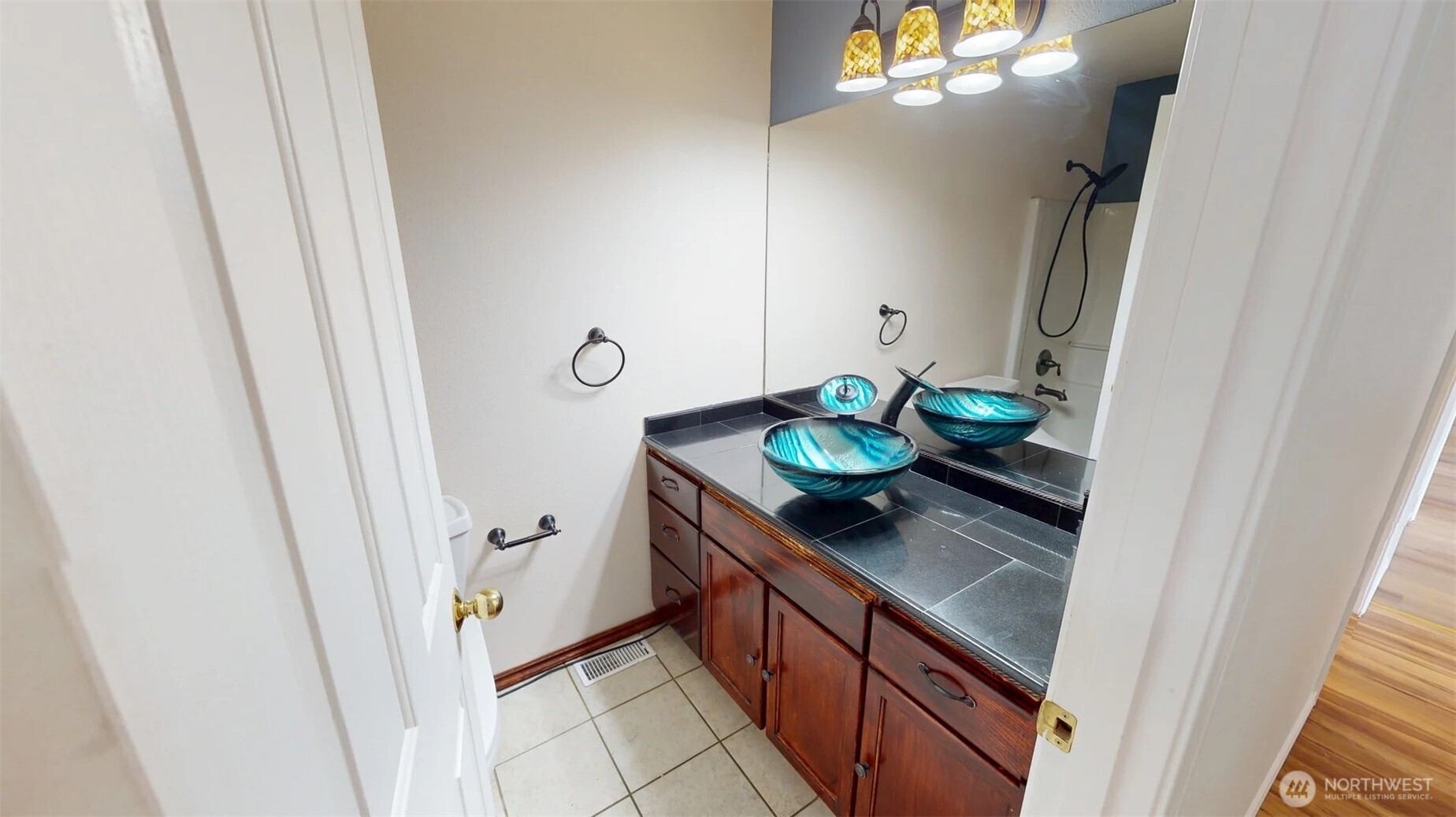 1605 N Bluegrass Lane Property Photo 15