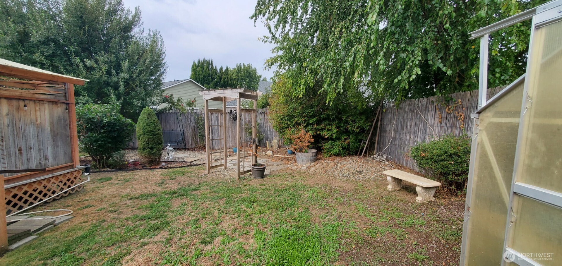 1605 N Bluegrass Lane Property Photo 28