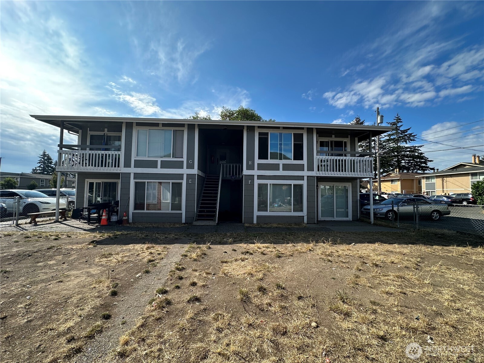 4028 S Lawrence Street Property Photo 2