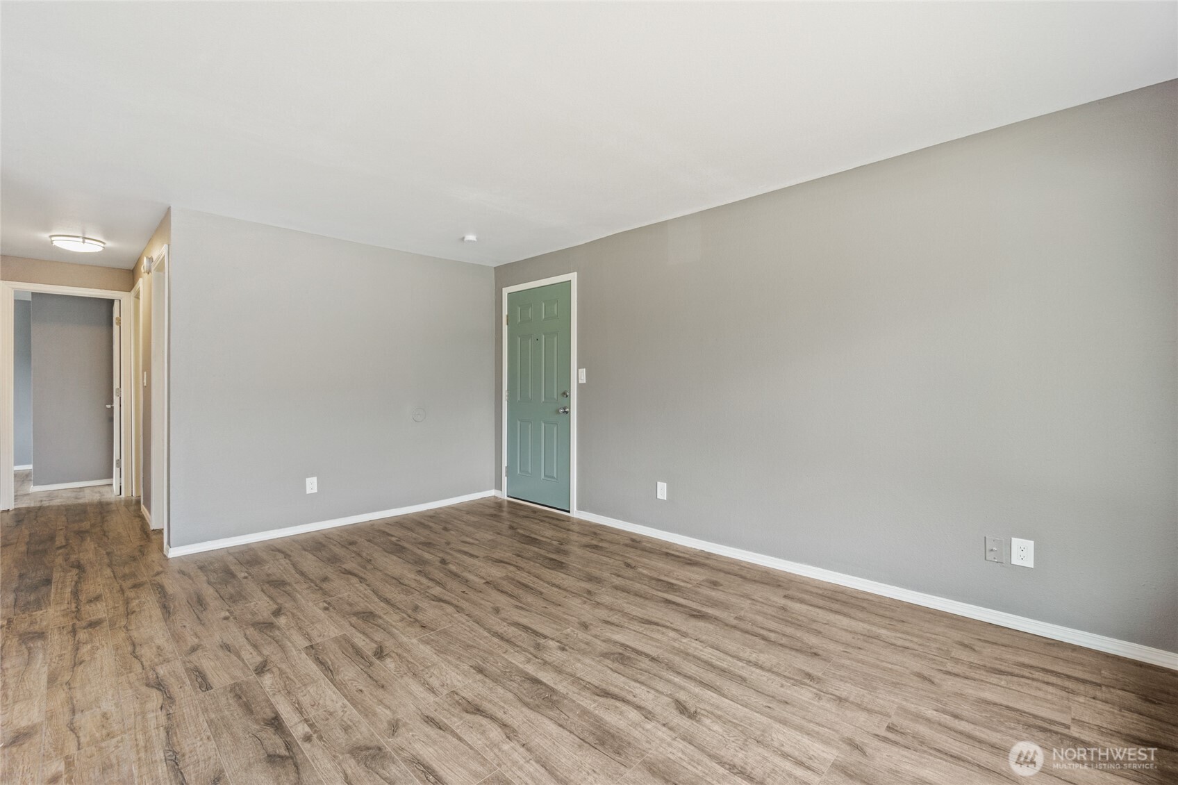 4028 S Lawrence Street Property Photo 12