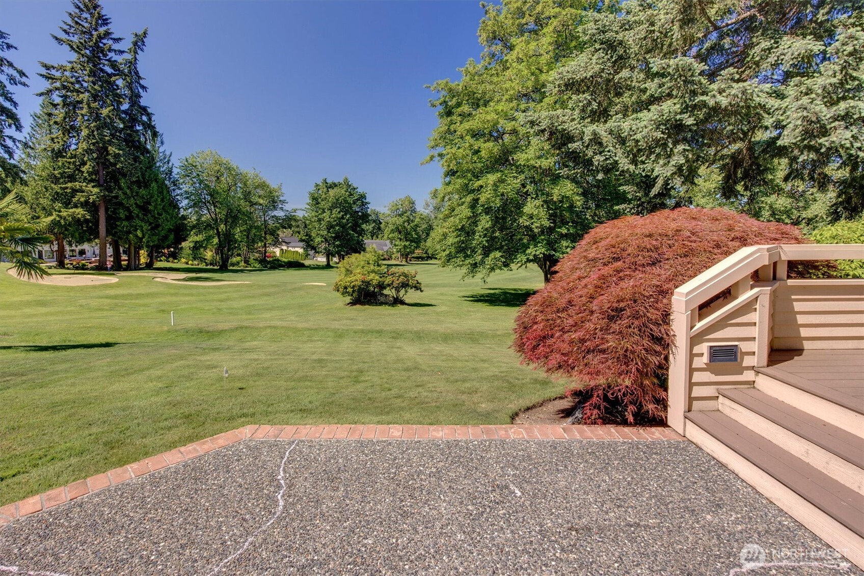 13713 209th Avenue Property Photo 9
