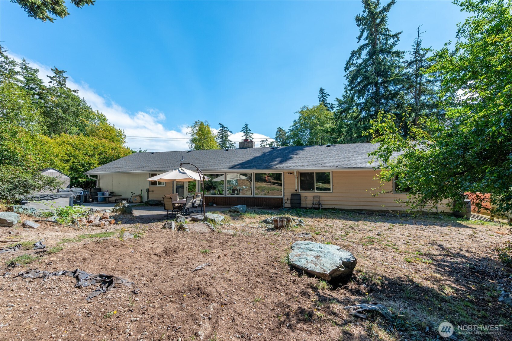 2439 Loerland Lane Property Photo 32