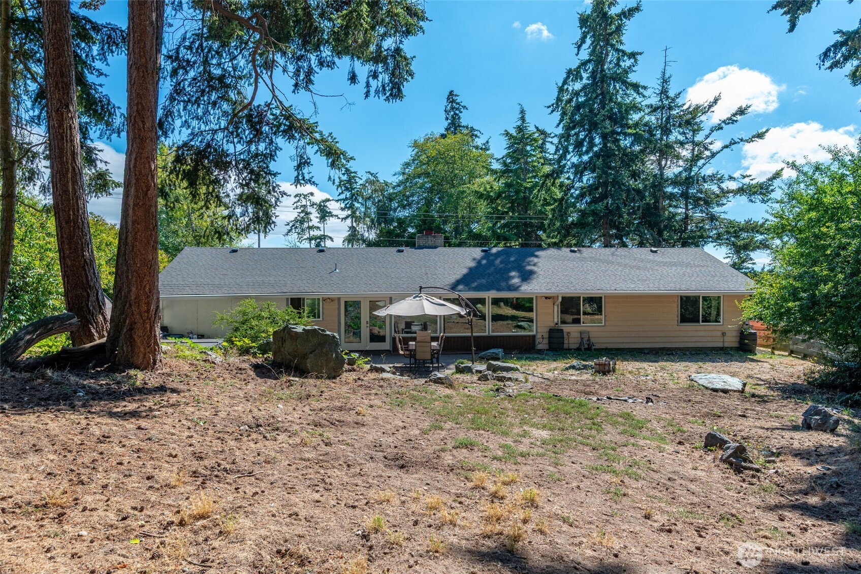 2439 Loerland Lane Property Photo 33
