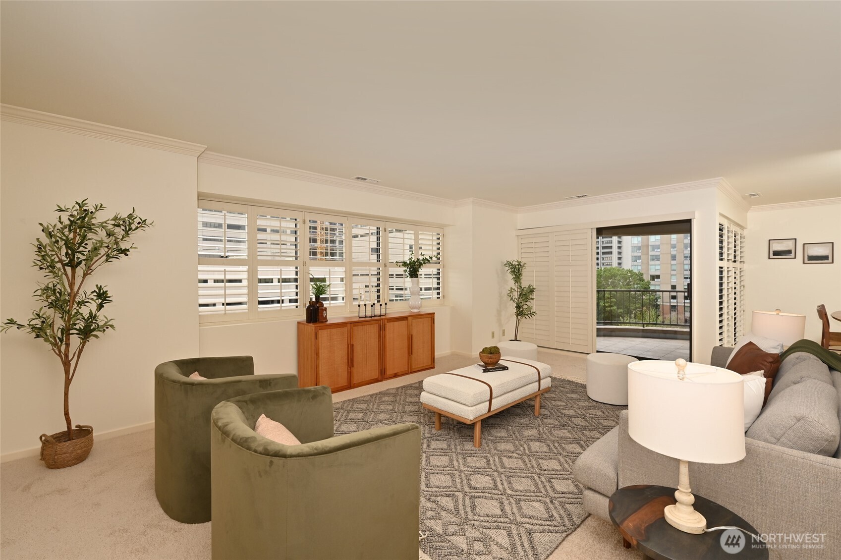 1301 Spring Street 6d Property Photo 2