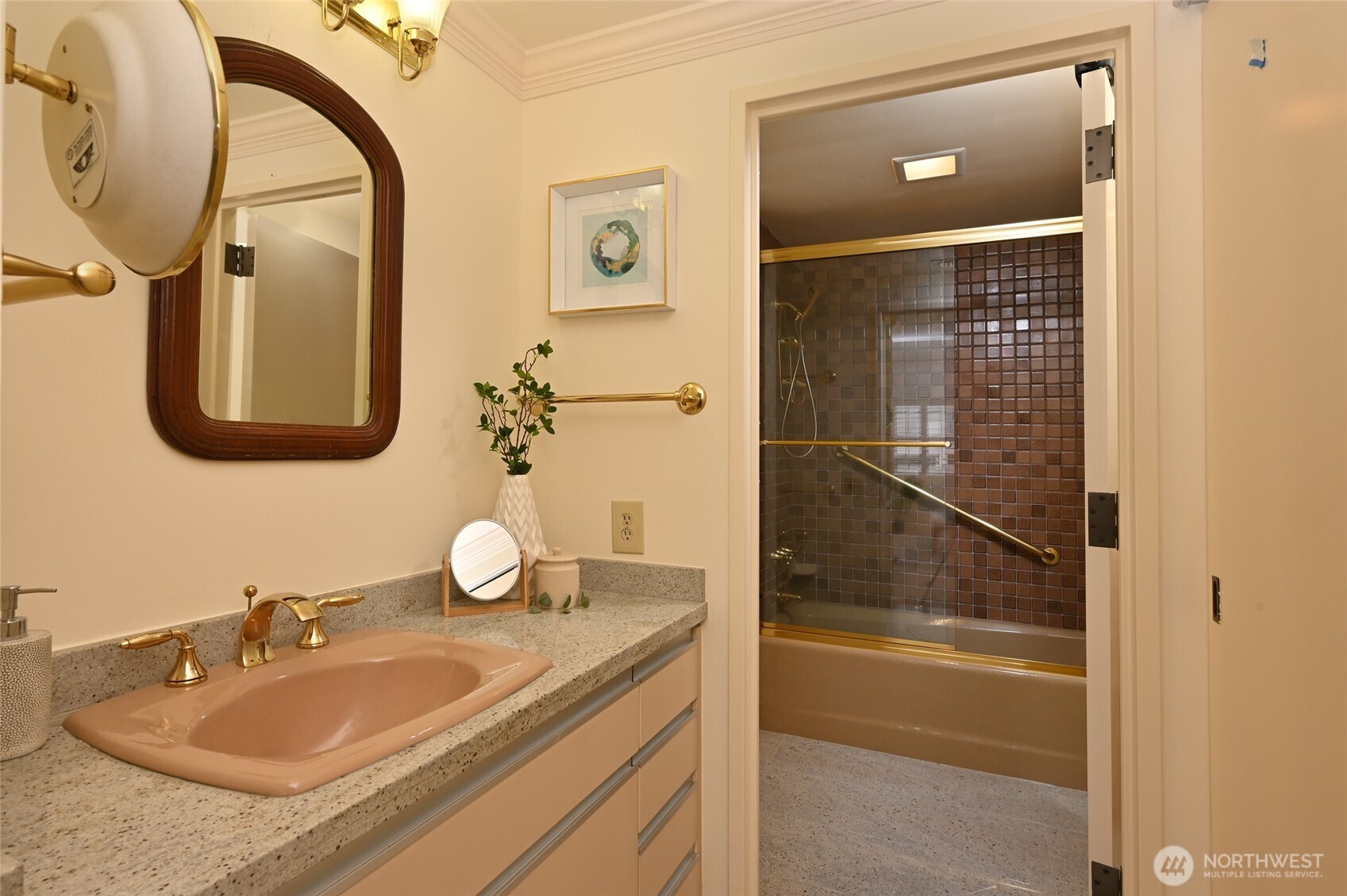 1301 Spring Street 6d Property Photo 16