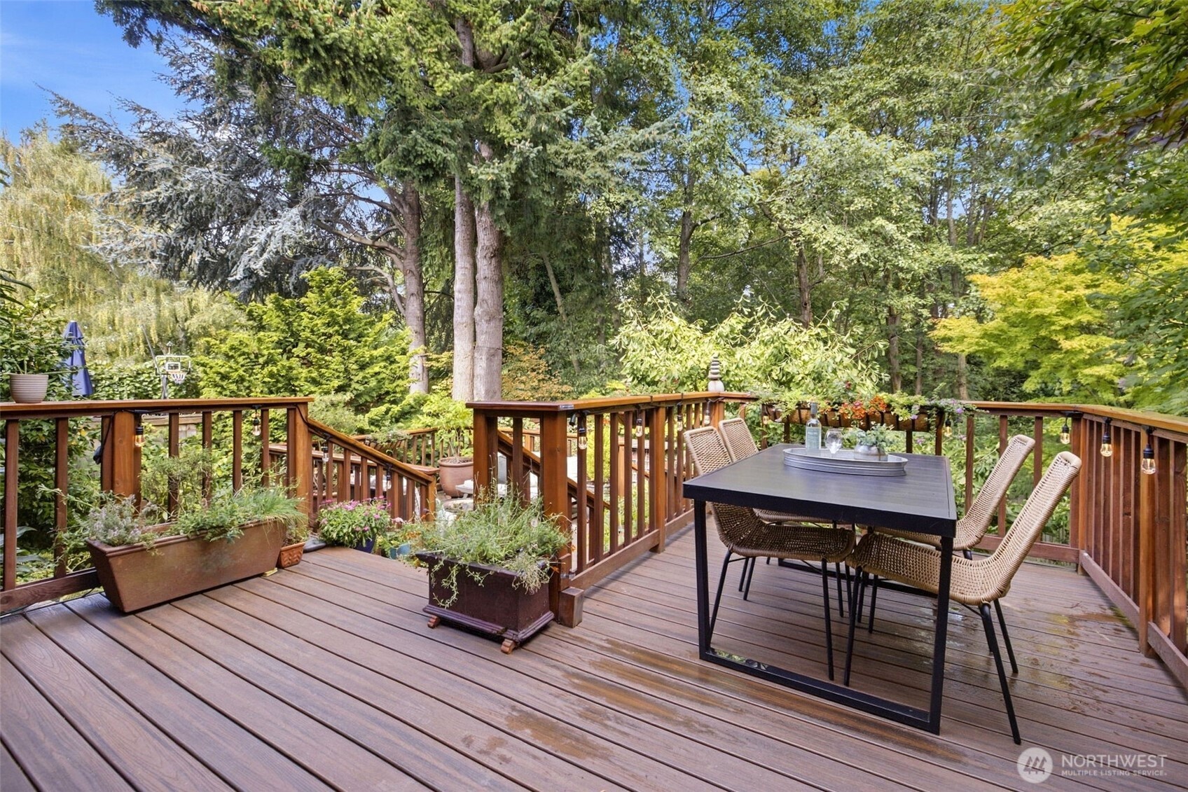 6545 Fauntleroy Way Property Photo 18