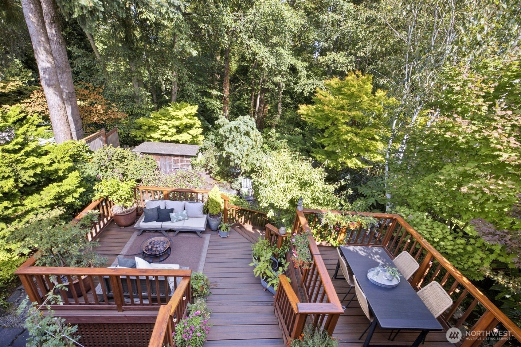 6545 Fauntleroy Way Property Photo 20
