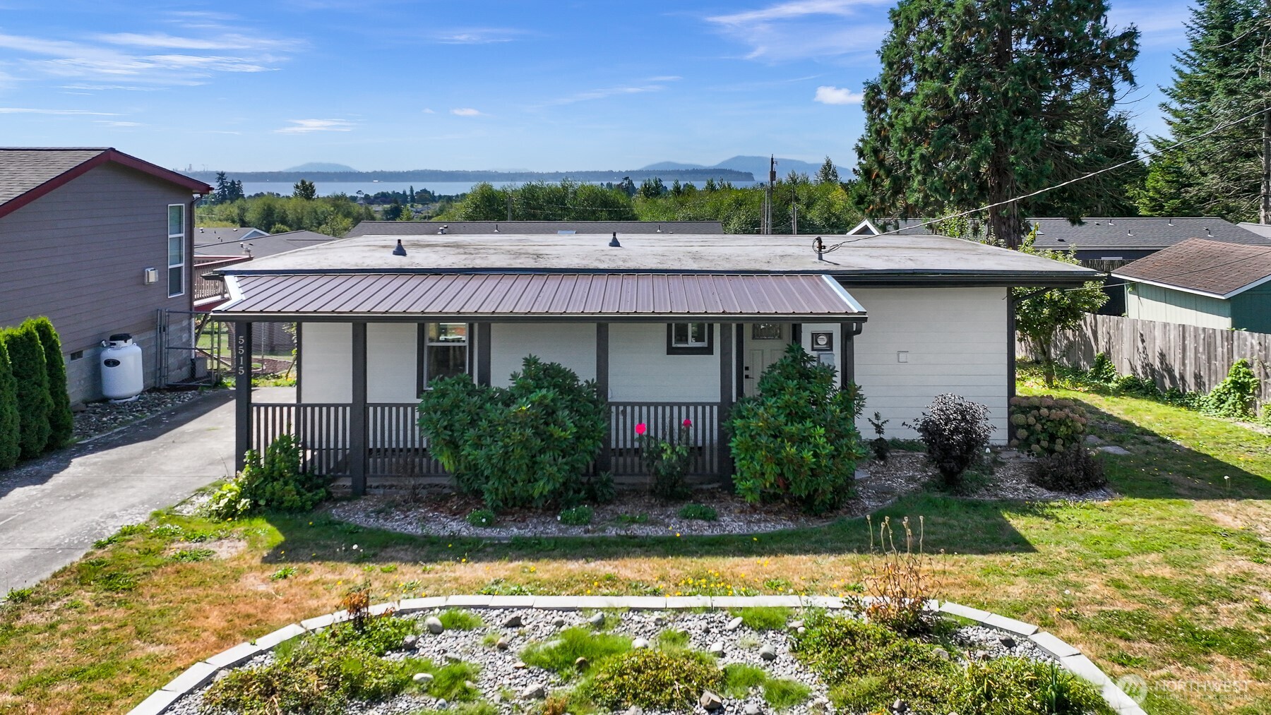 5515 Hillvue Road Property Photo 1