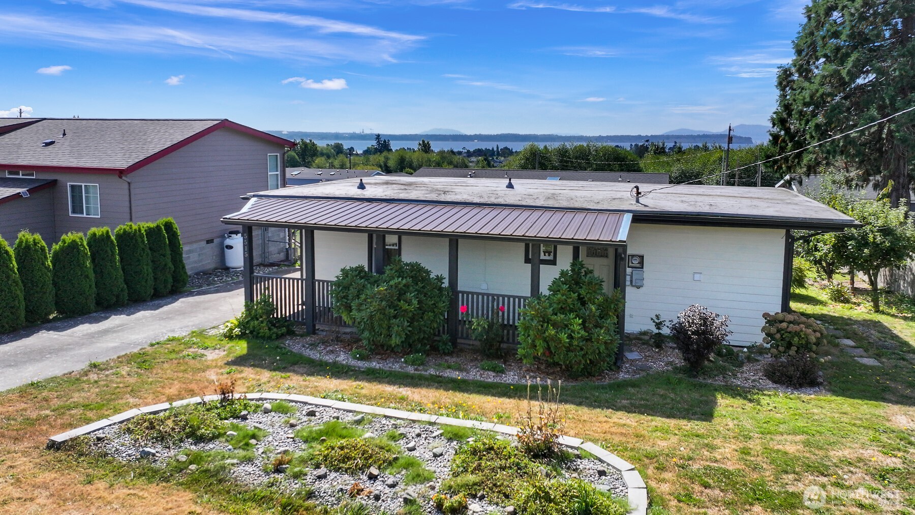 5515 Hillvue Road Property Photo 7