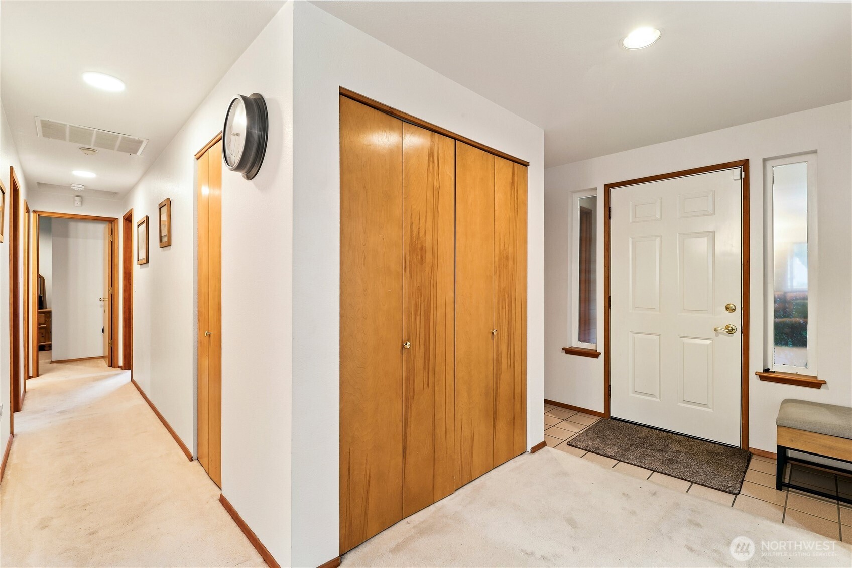 4320 Wellington Loop Property Photo 3