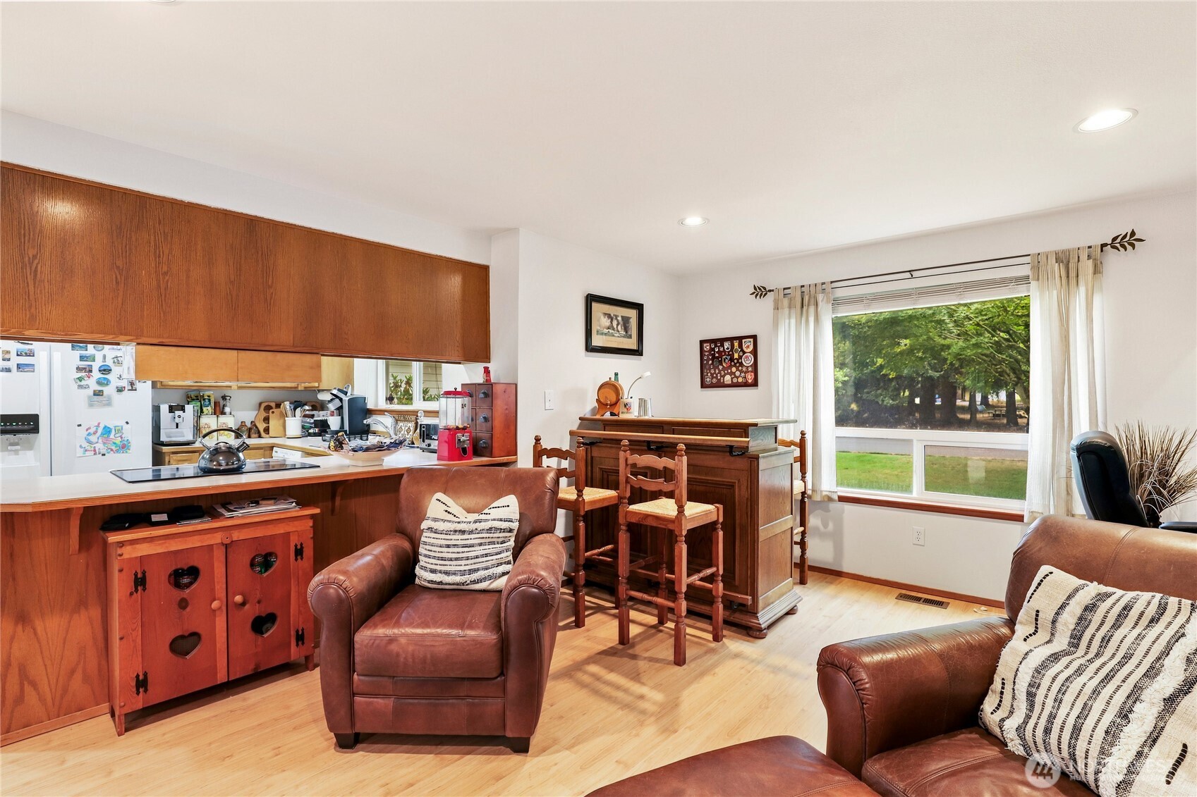 4320 Wellington Loop Property Photo 9