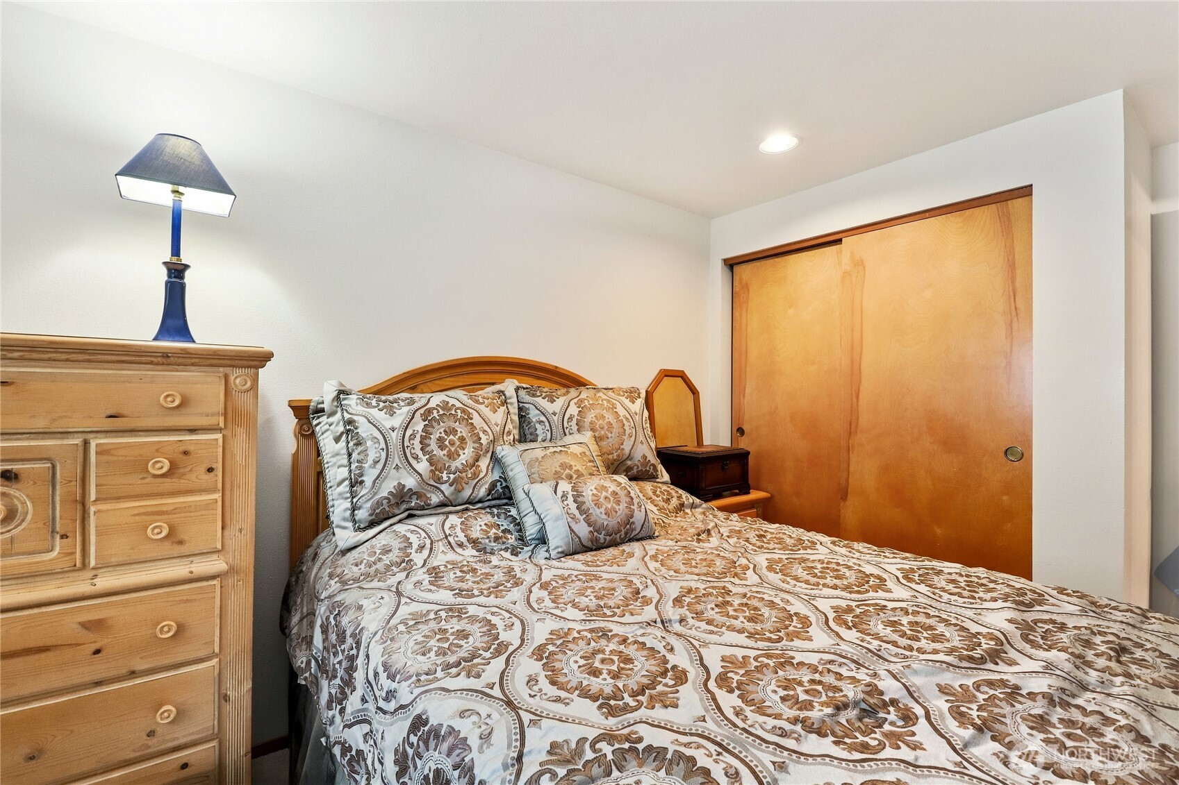 4320 Wellington Loop Property Photo 15