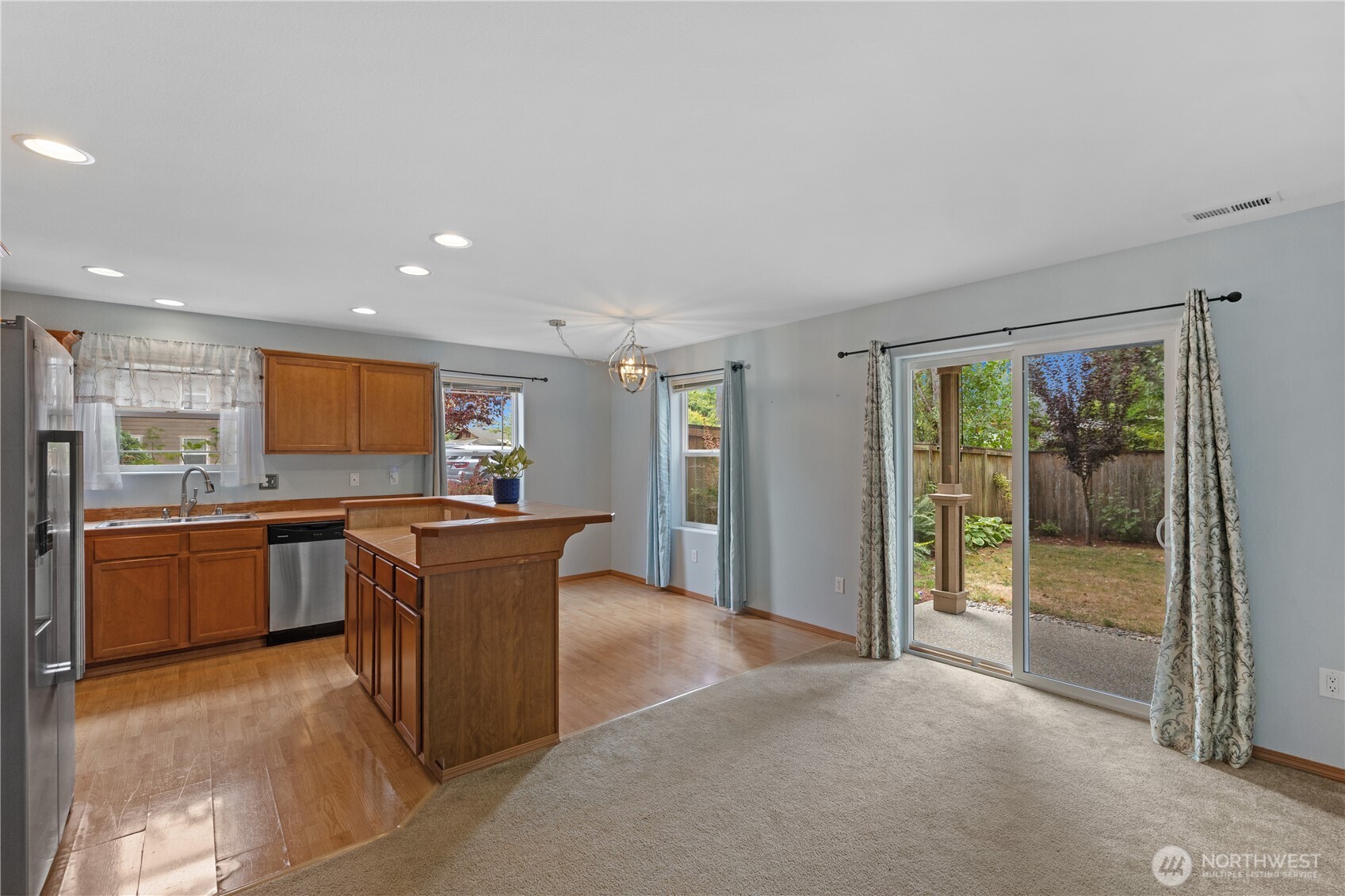 116 N Indiana Avenue Property Photo 10