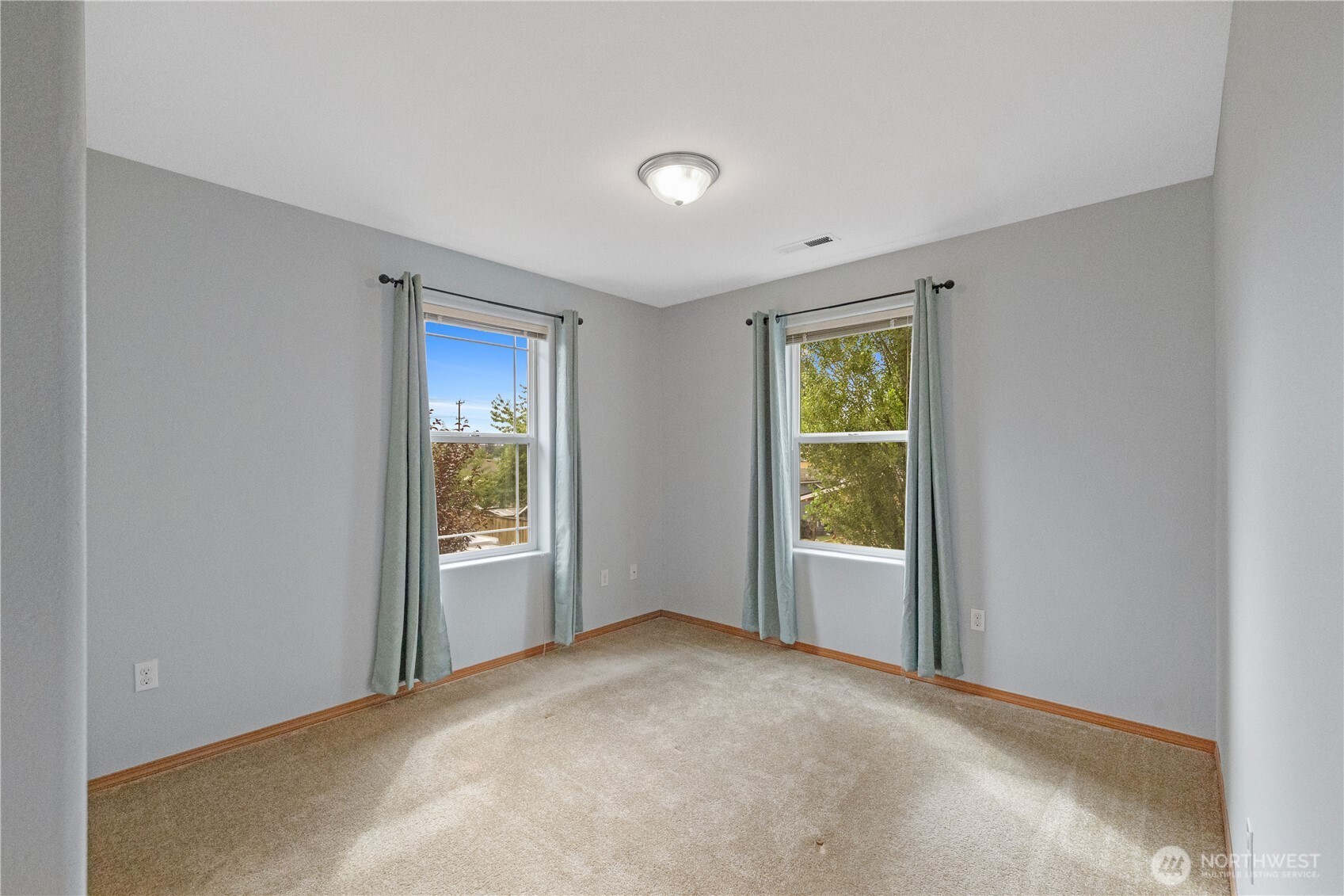 116 N Indiana Avenue Property Photo 18