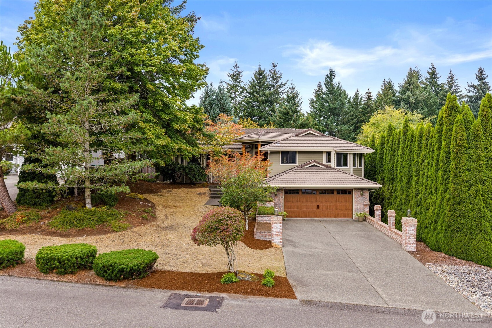 3203 Woodland Drive Property Photo 1