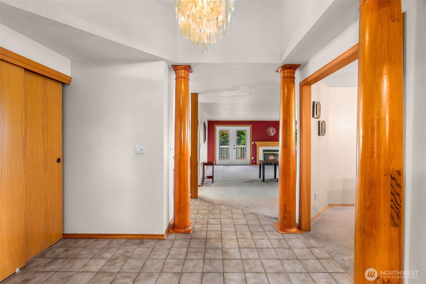 3203 Woodland Drive Property Photo 4