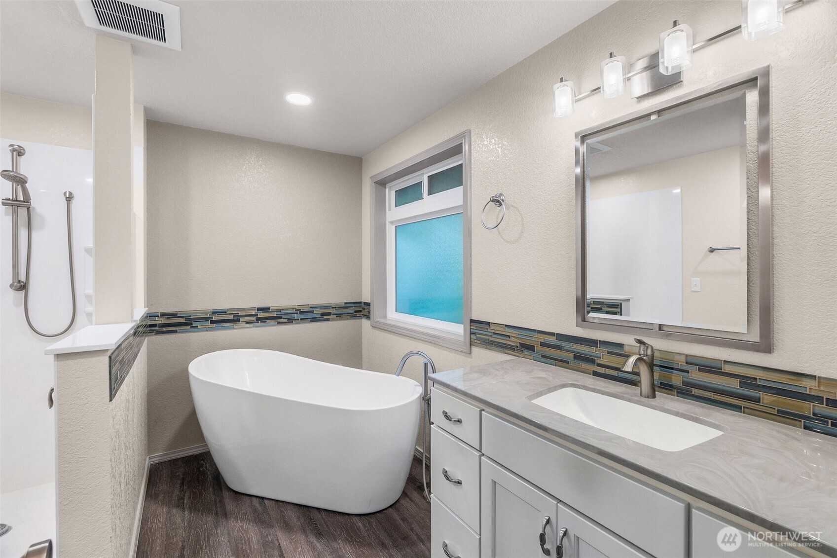 3203 Woodland Drive Property Photo 16