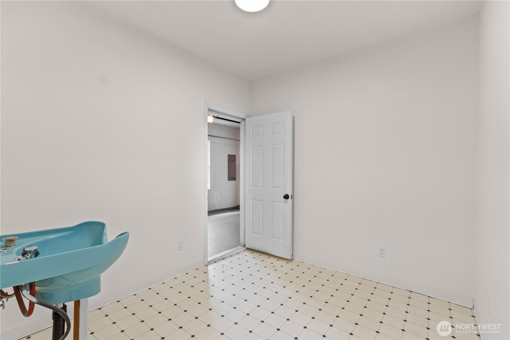 1418 E 59th Street Property Photo 22