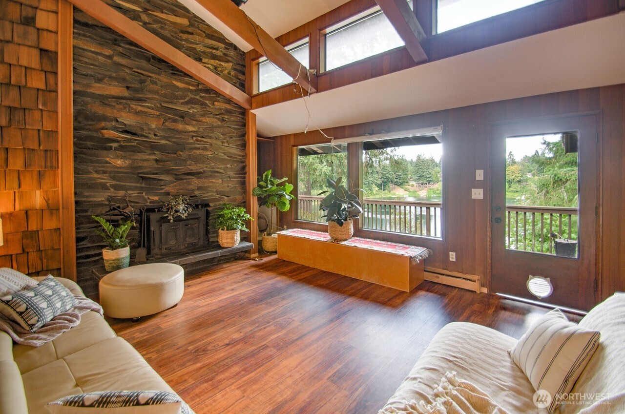 5016 Brassfield Road Property Photo 5