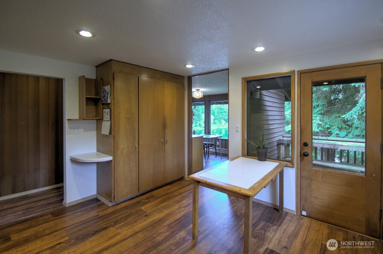 5016 Brassfield Road Property Photo 9
