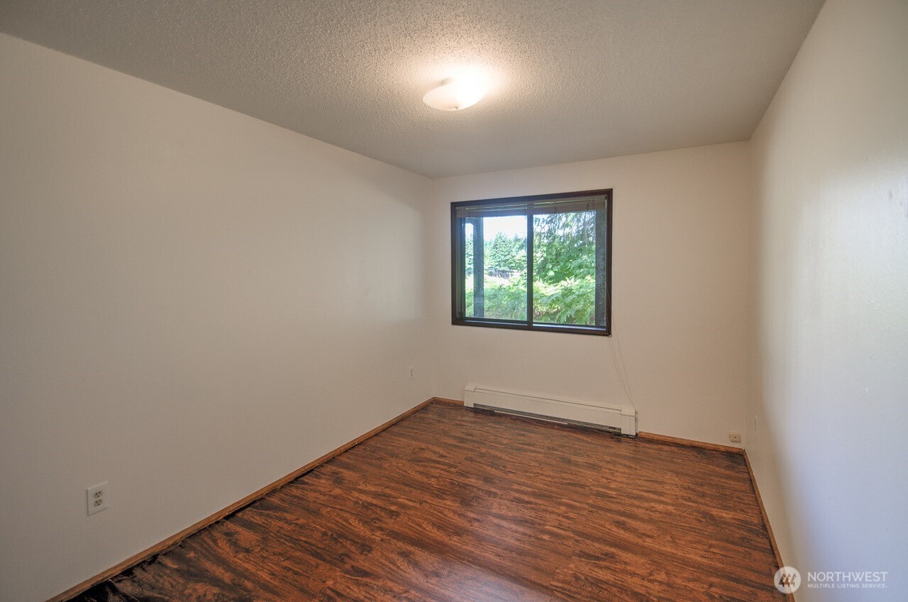 5016 Brassfield Road Property Photo 24