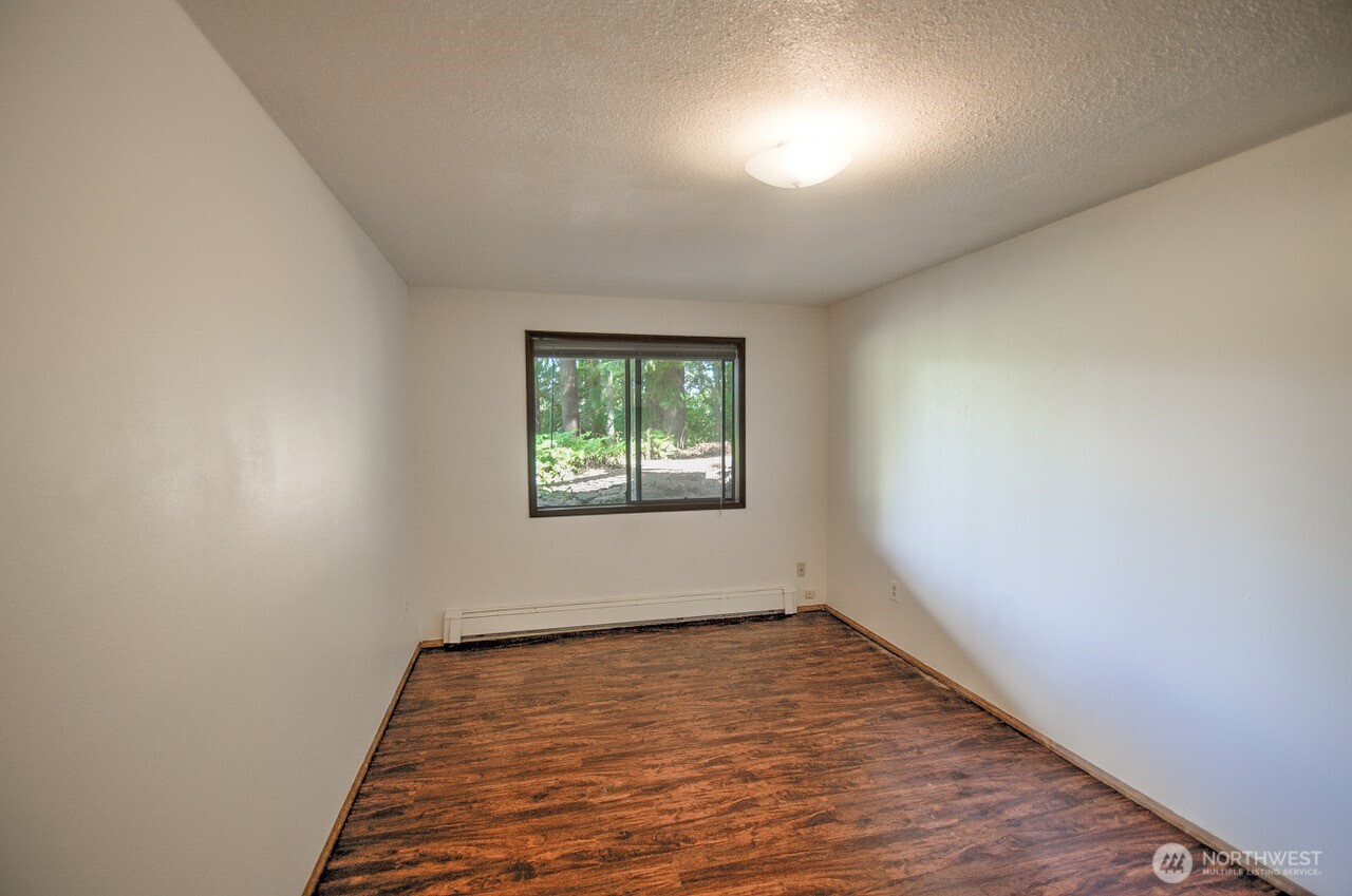 5016 Brassfield Road Property Photo 25