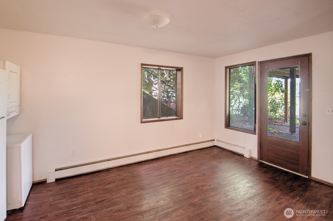 5016 Brassfield Road Property Photo 28