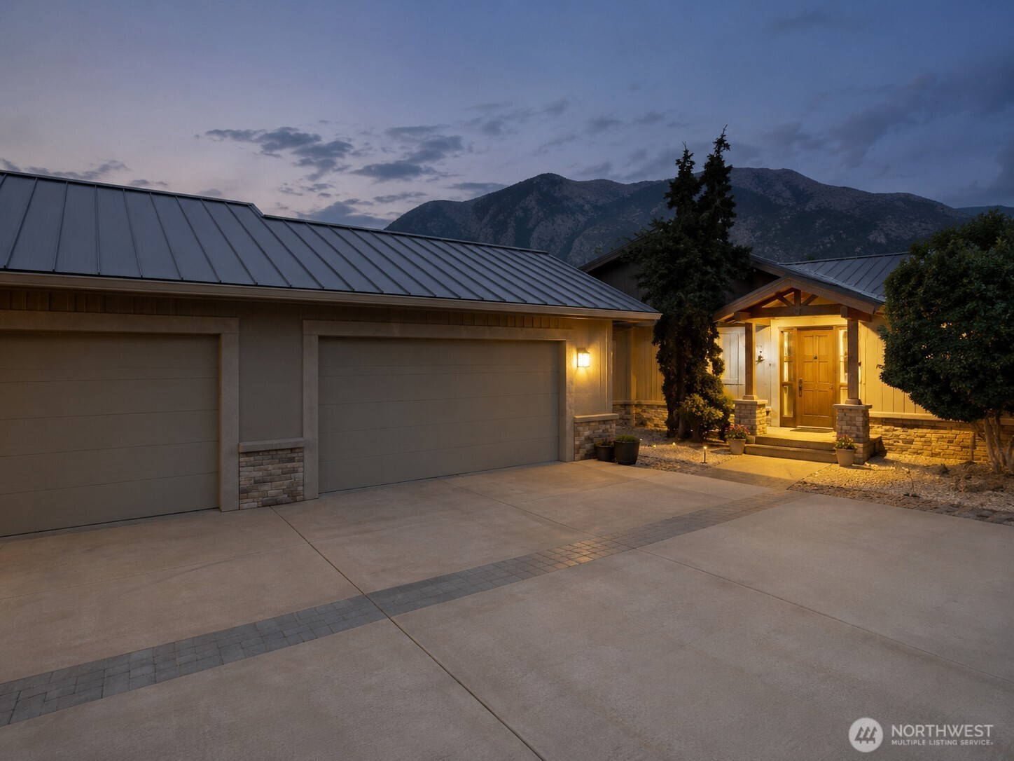 84 Orchard Place Property Photo 6