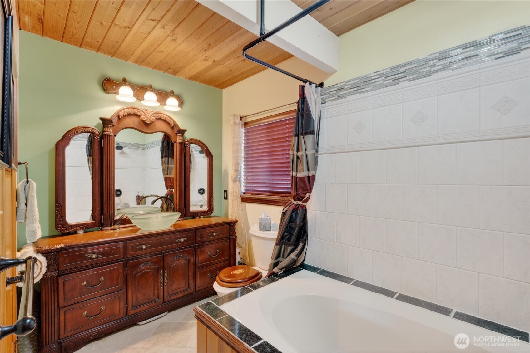 18452 S West View Road Property Photo 19