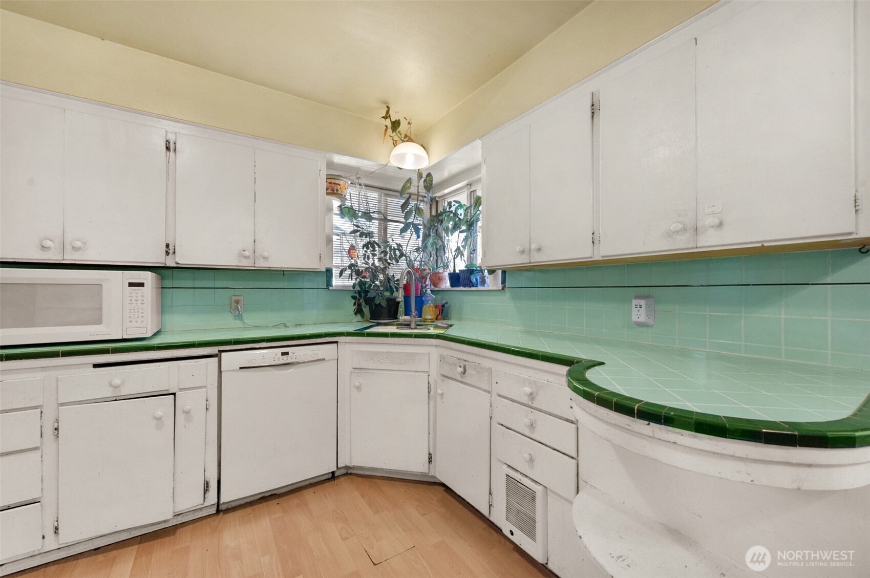 1516 Rainier Avenue Property Photo 10