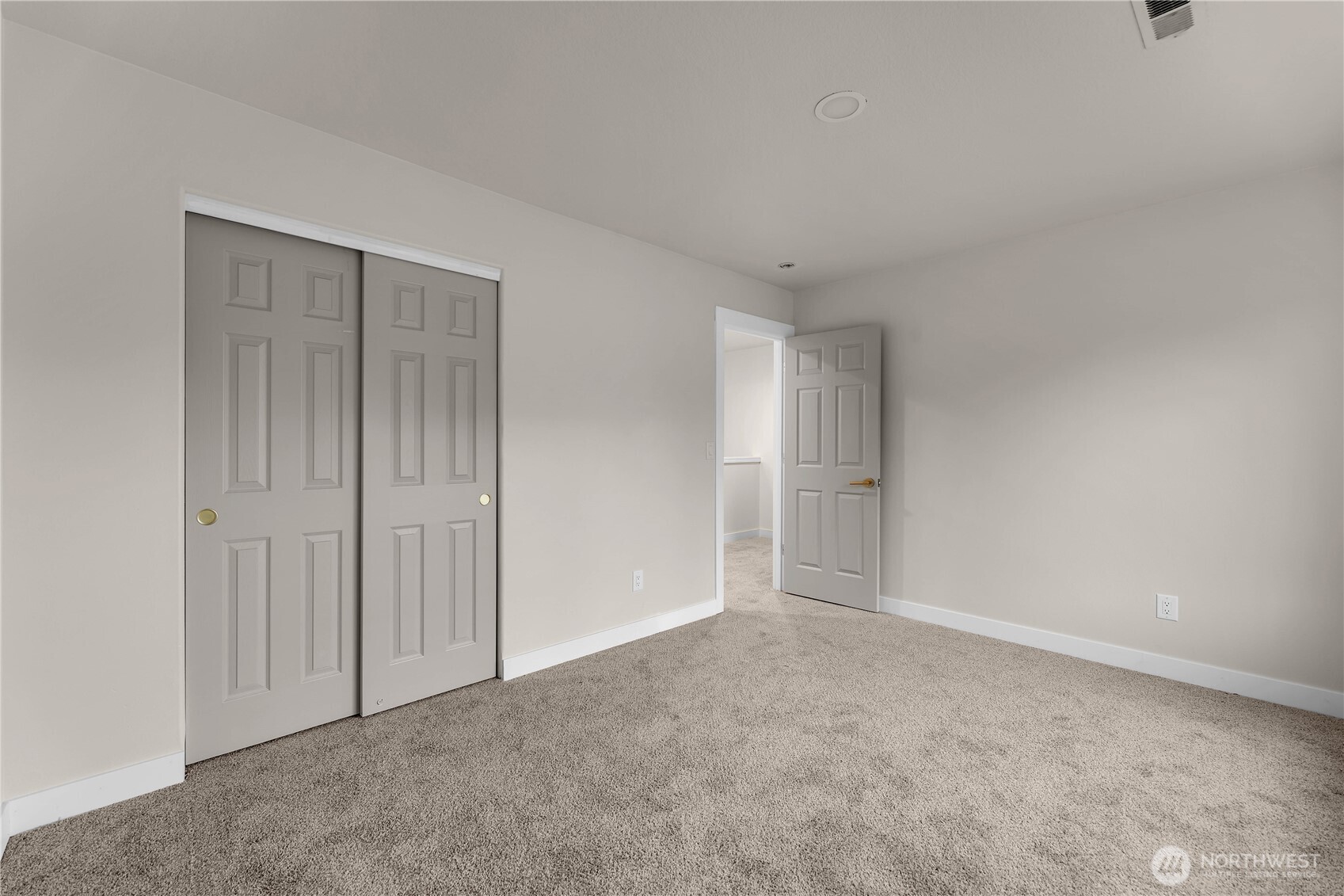 1307 Ne 168th Street Property Photo 37