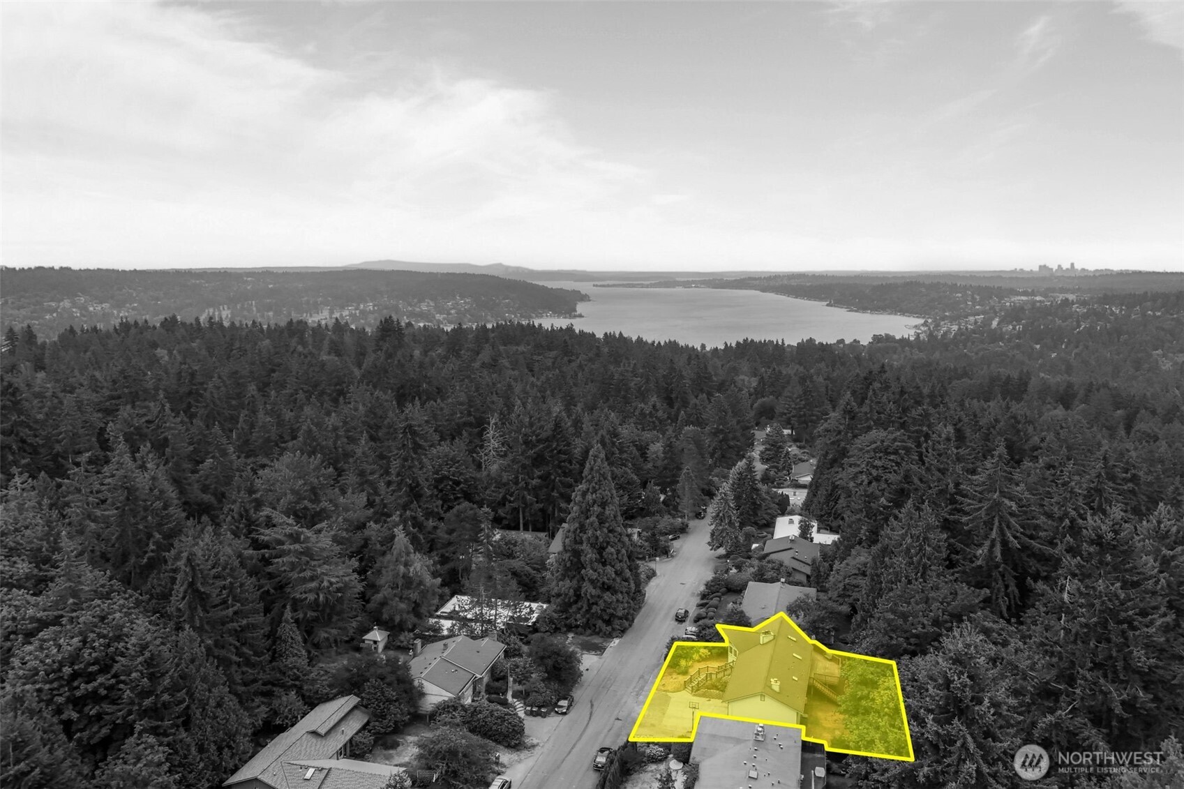 19217 46th Avenue Property Photo 3