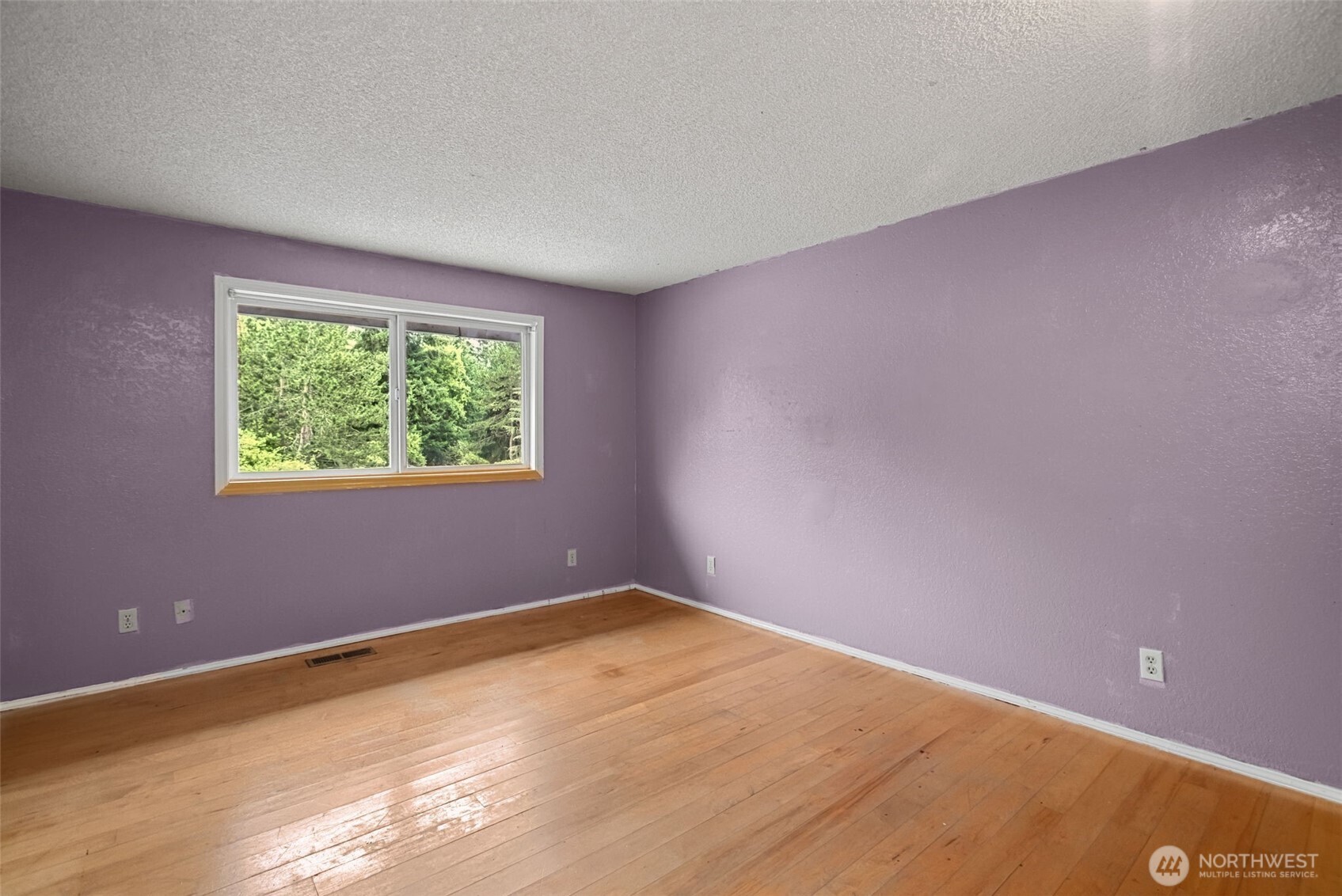 19217 46th Avenue Property Photo 16