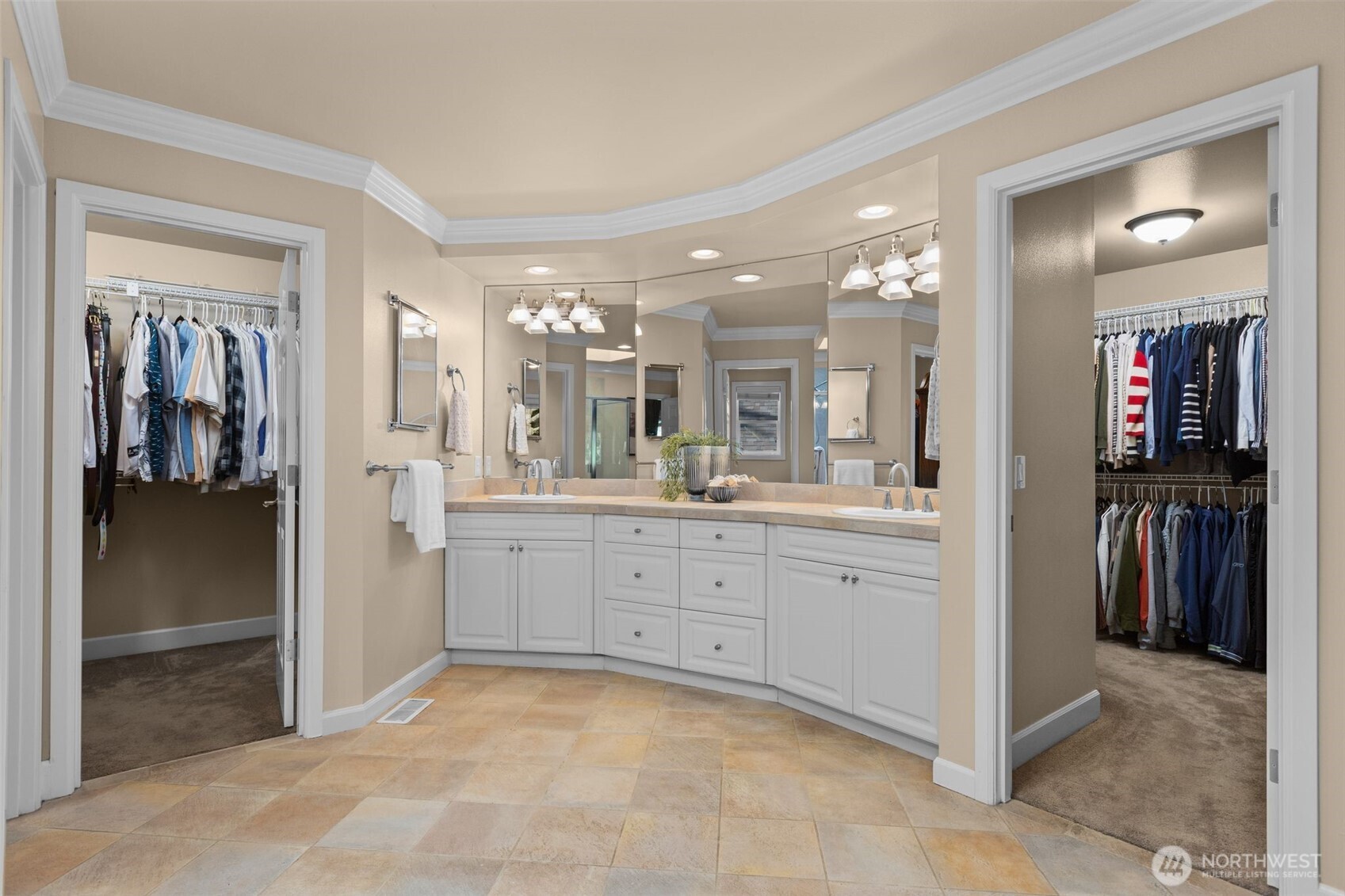 306 240th Place Property Photo 15