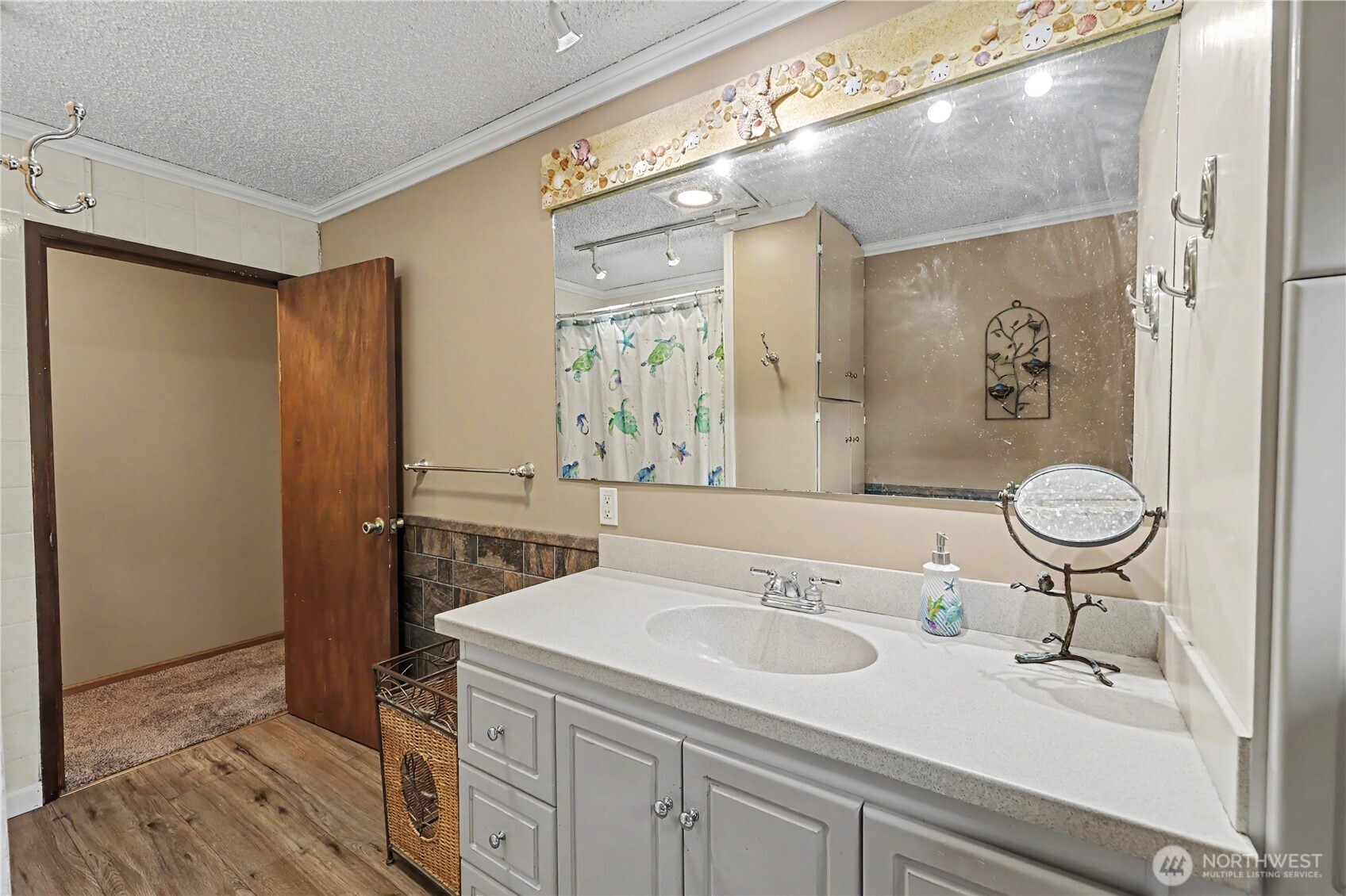 62 Roupe Road Property Photo 12