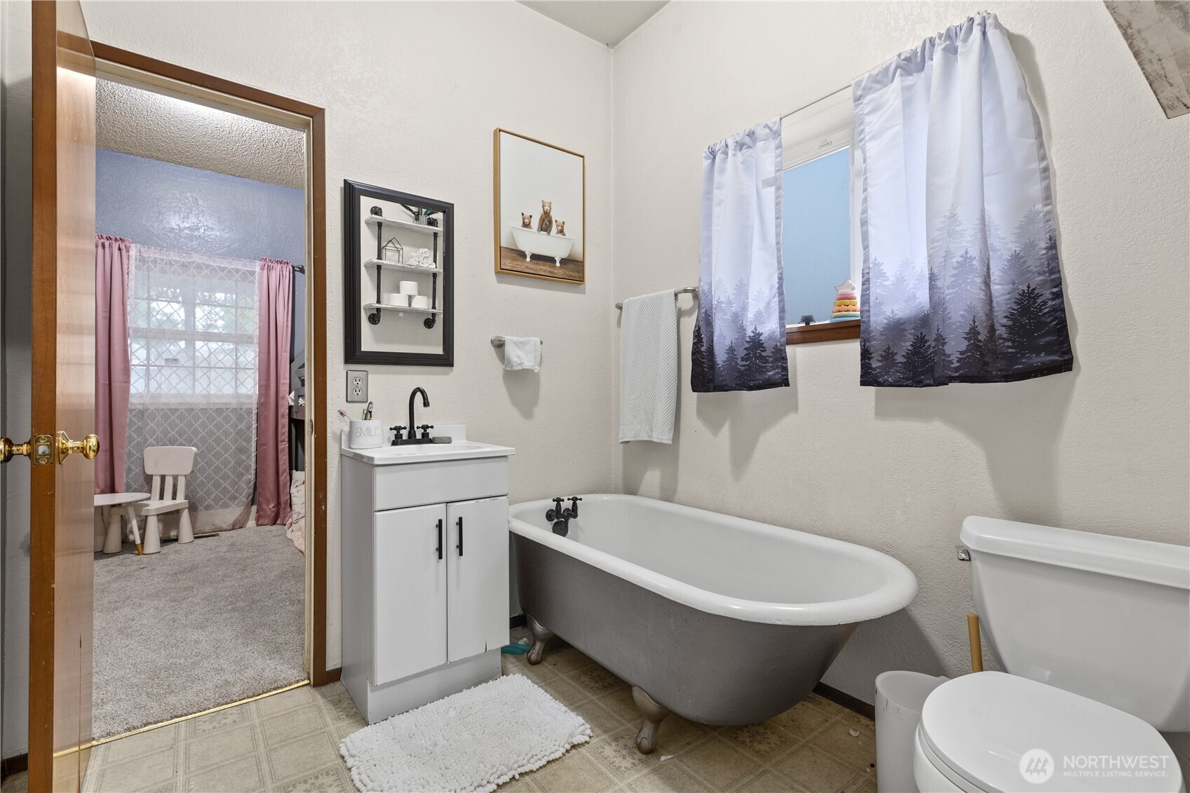 4721 East Valley Highway Property Photo 16