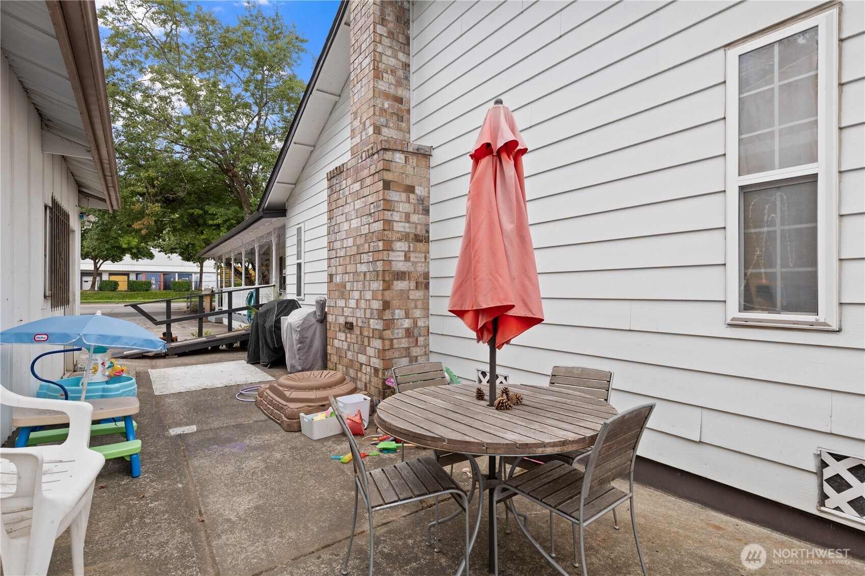 4721 East Valley Highway Property Photo 25