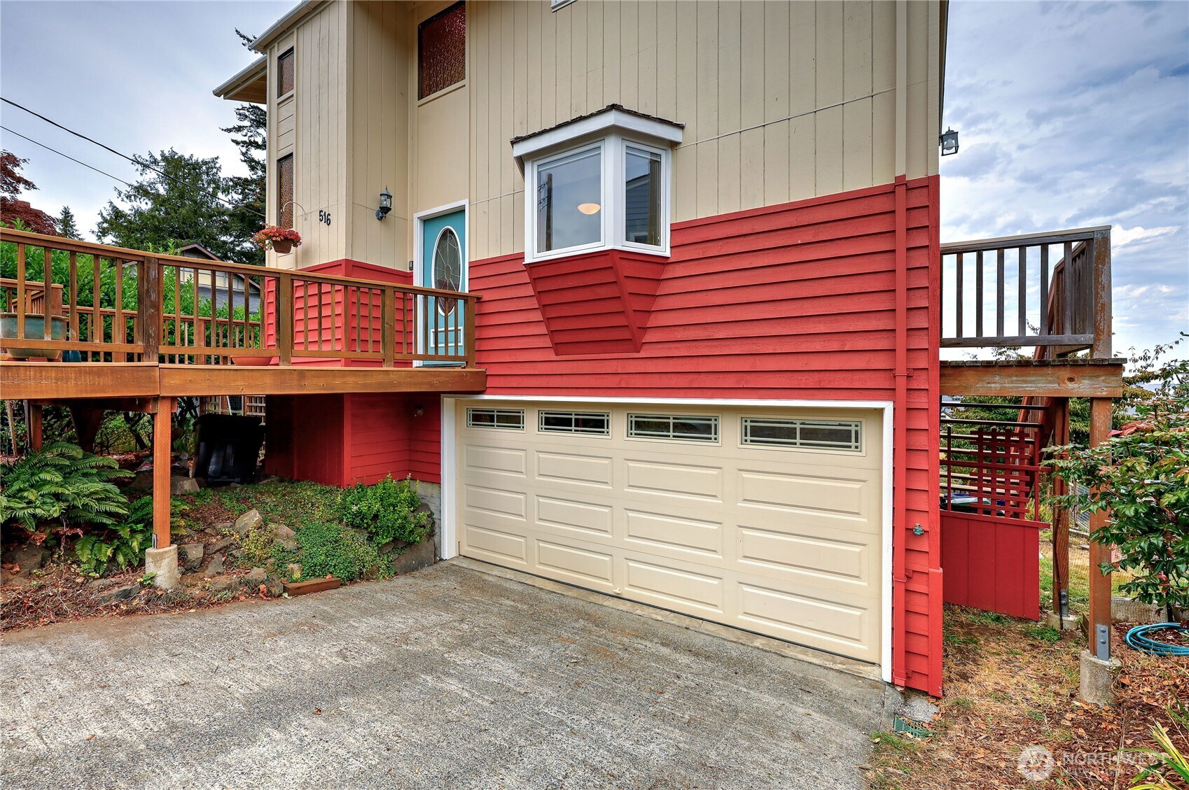 516 V Street Property Photo 35