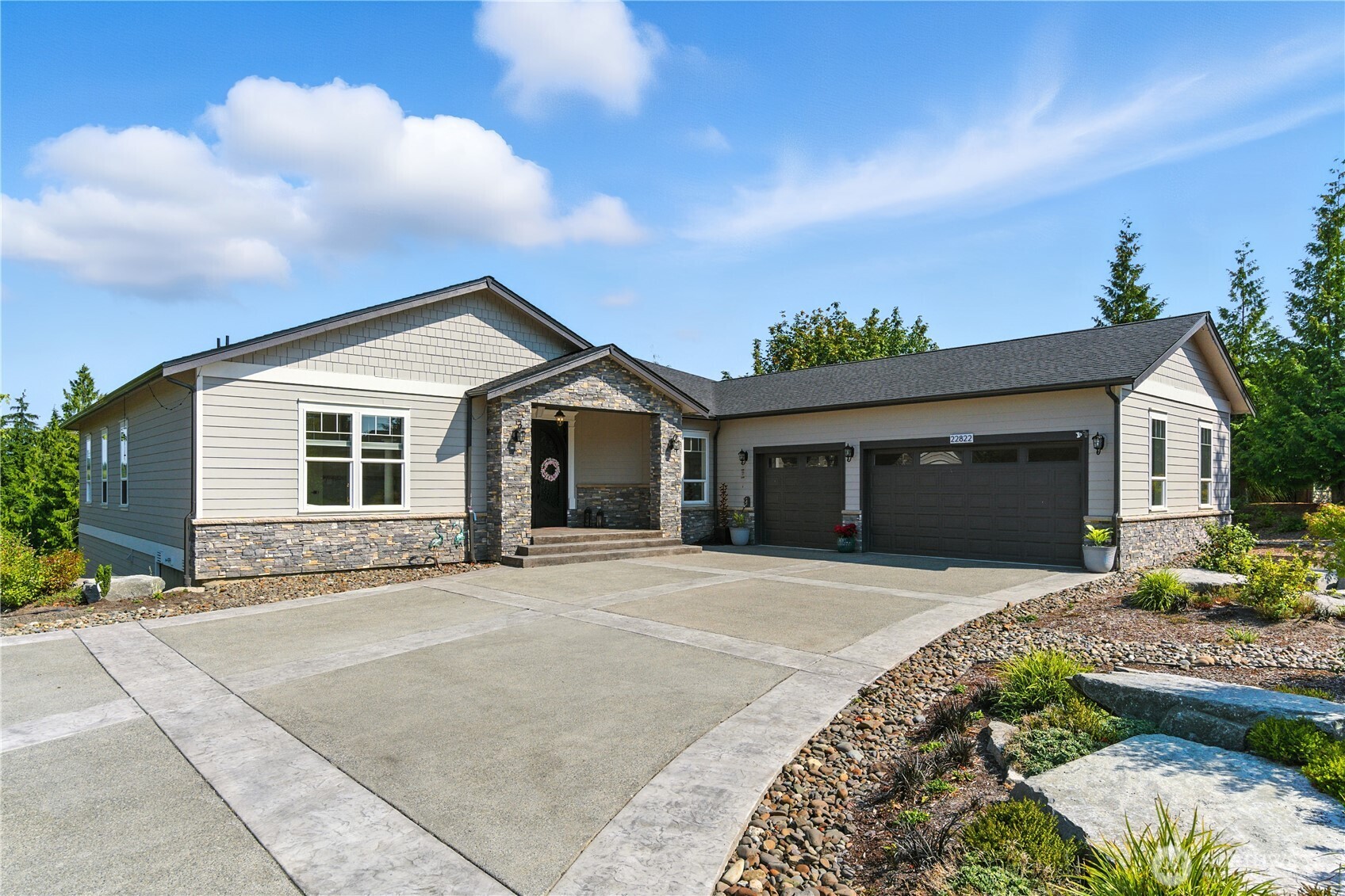 22822 Tranquility Place Property Photo 2