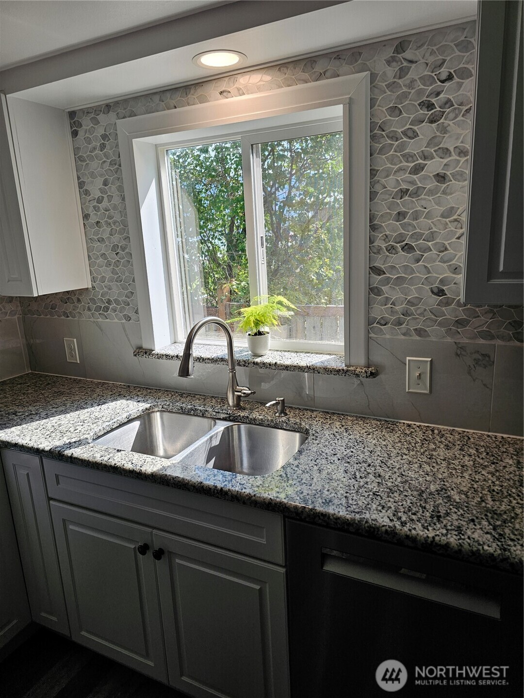 2120 Deerpath Drive Property Photo 13