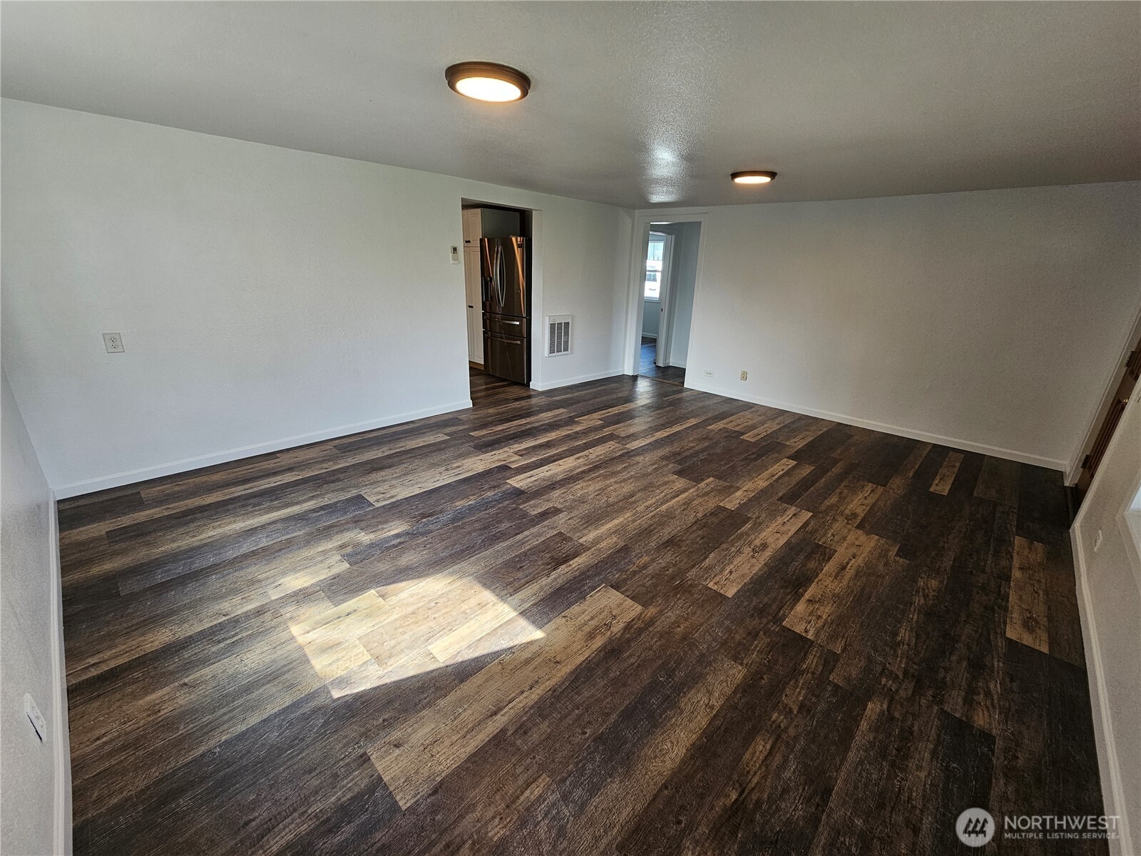 2120 Deerpath Drive Property Photo 16