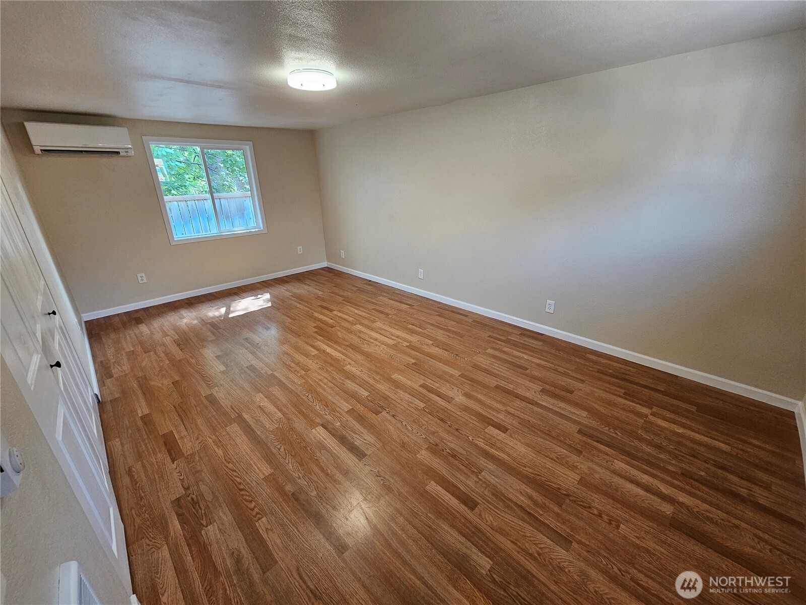 2120 Deerpath Drive Property Photo 23