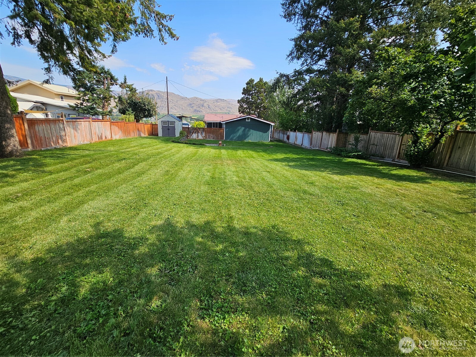 2120 Deerpath Drive Property Photo 27