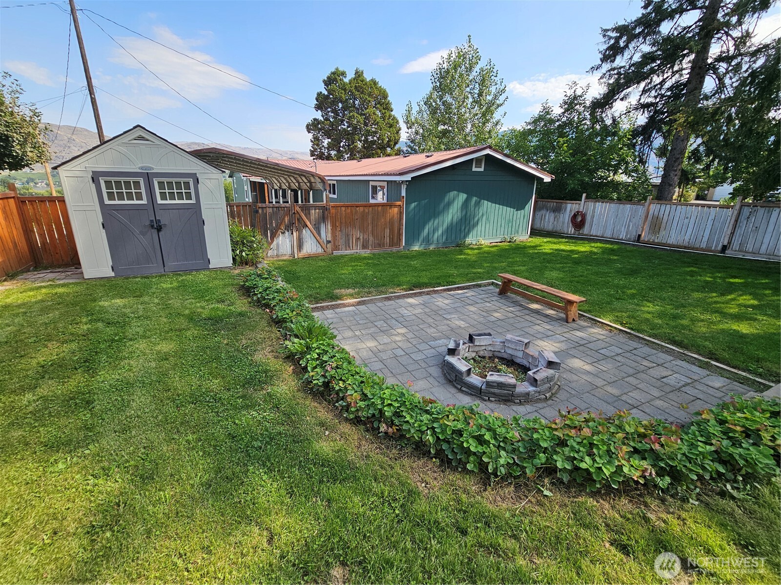 2120 Deerpath Drive Property Photo 31