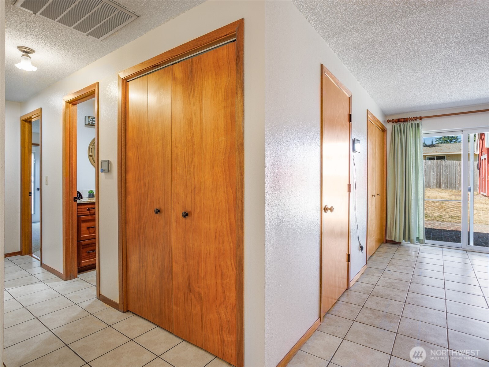 8304 3rd Avenue Property Photo 4