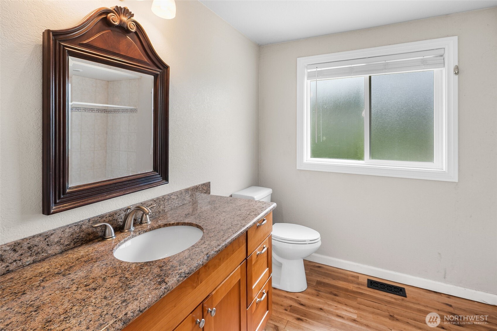 955 2nd Street Property Photo 24