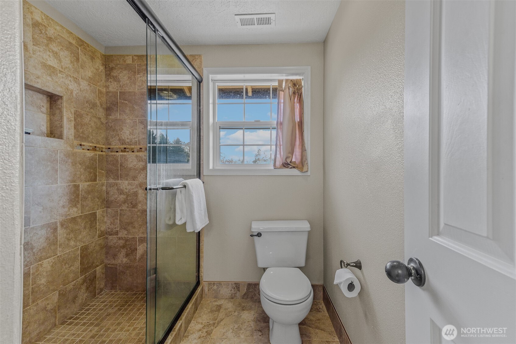 14502 Ne 129th Street Property Photo 14