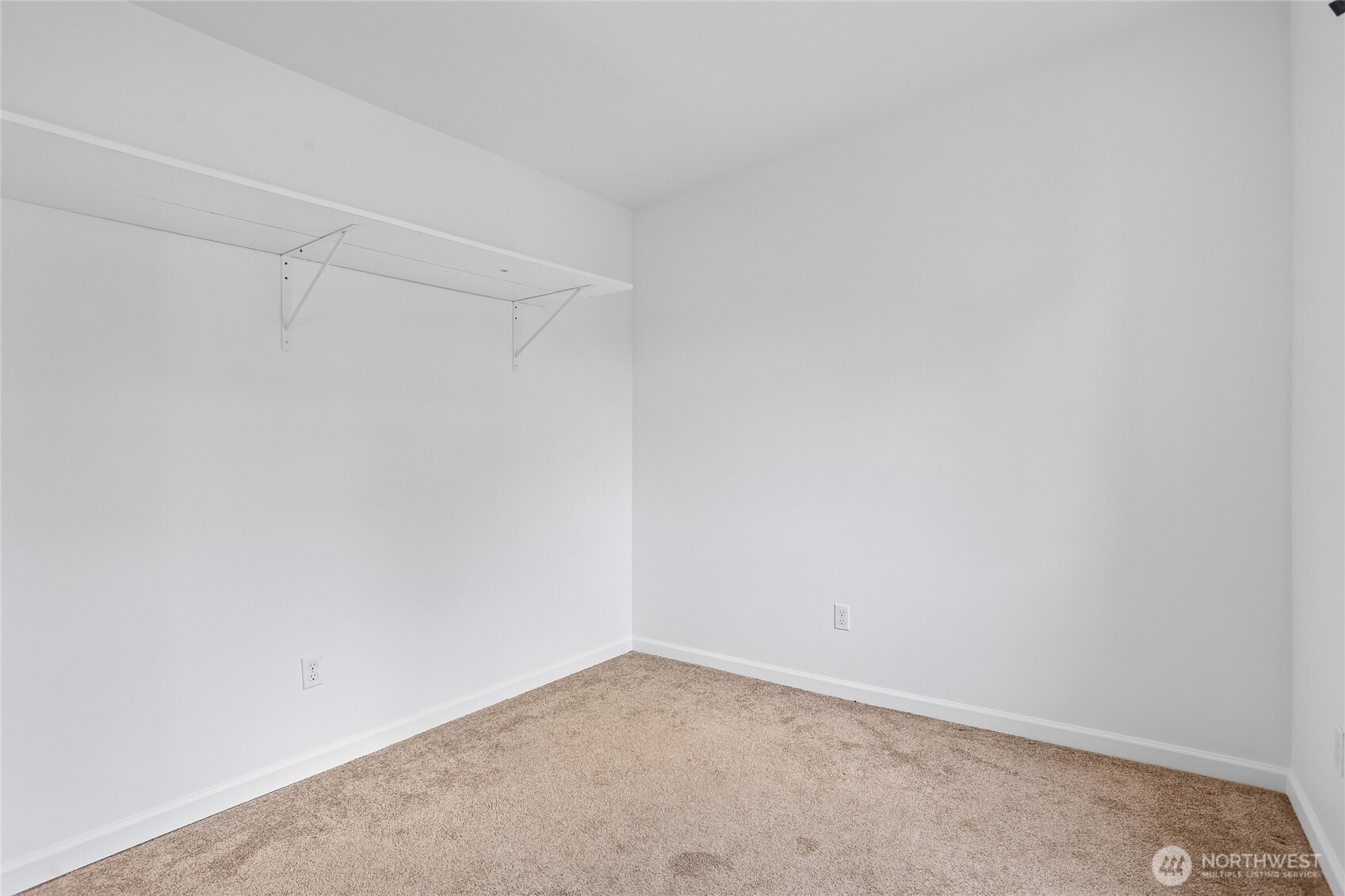 601 W Hazel Street Property Photo 19