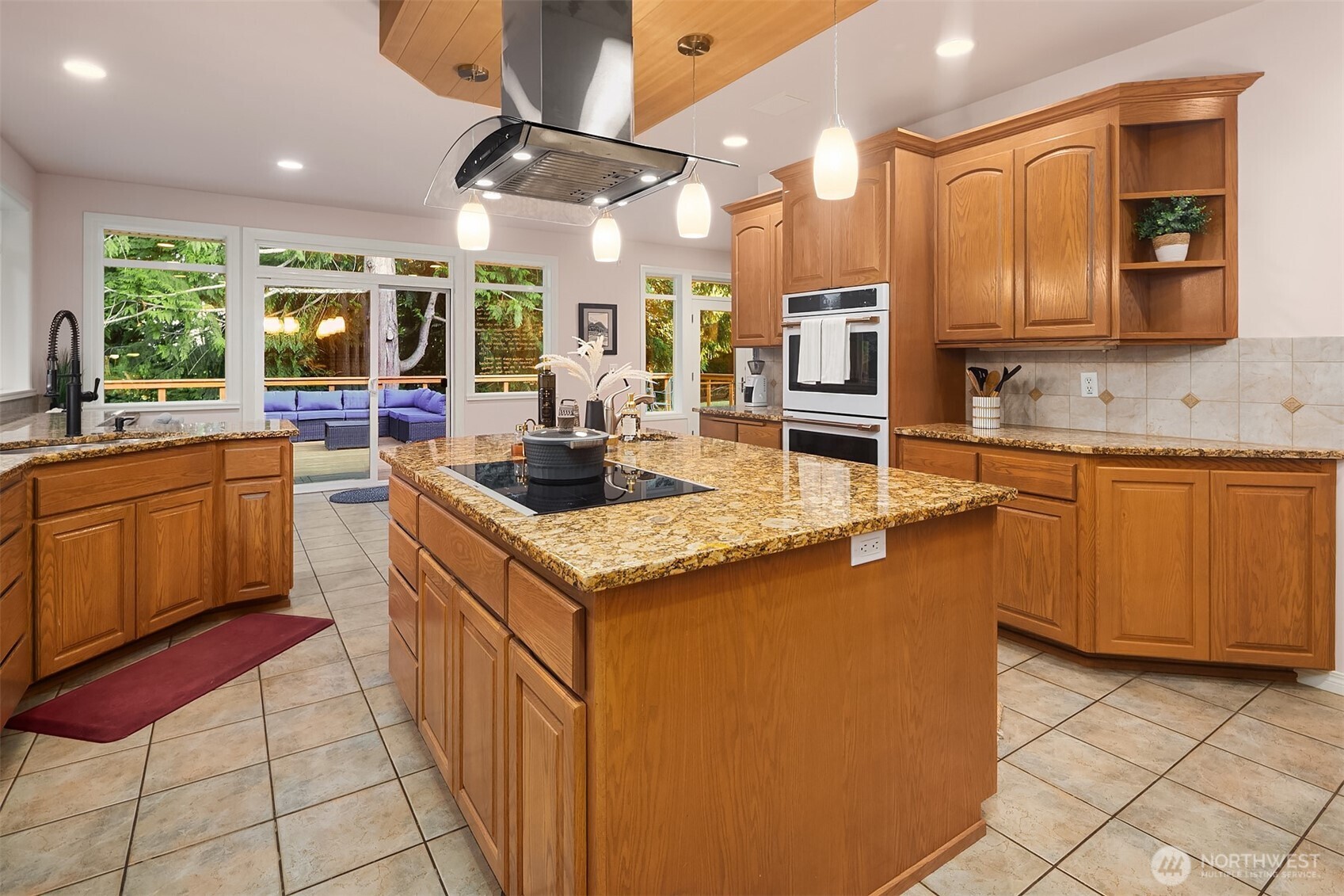 11514 46th Street Property Photo 12