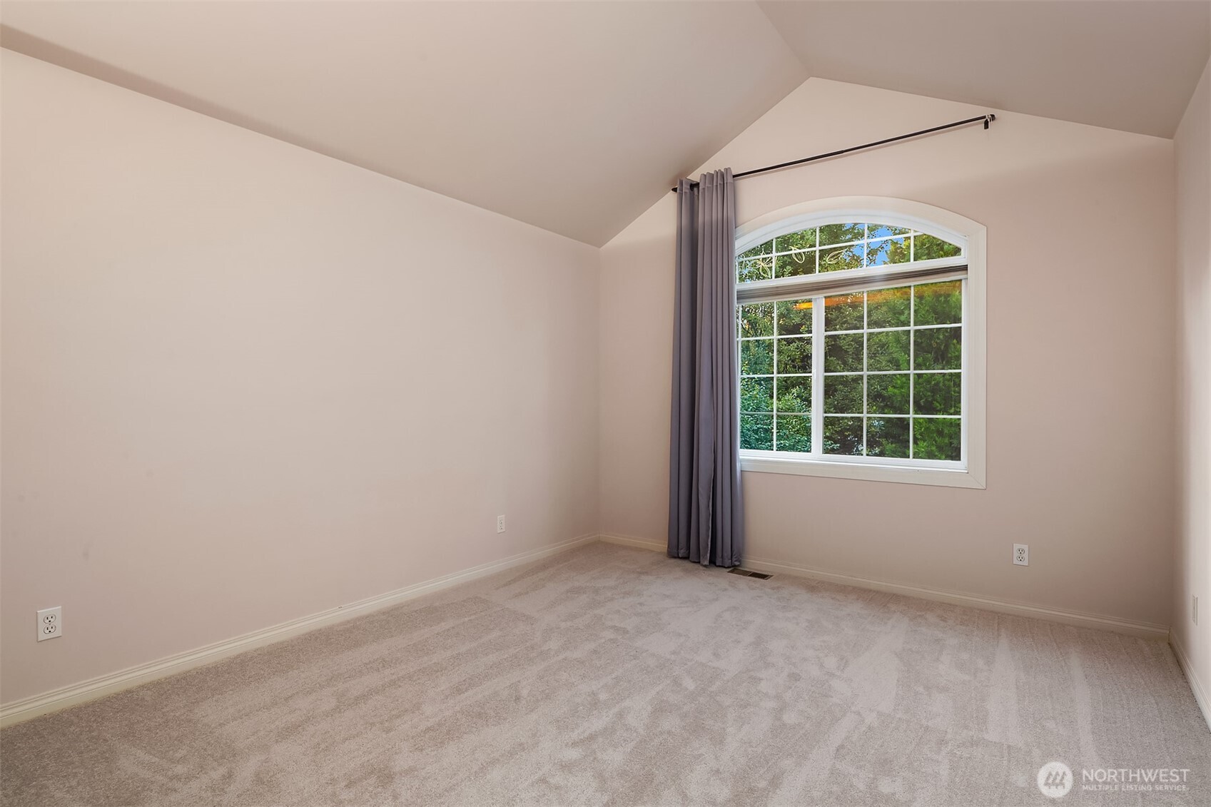 11514 46th Street Property Photo 24